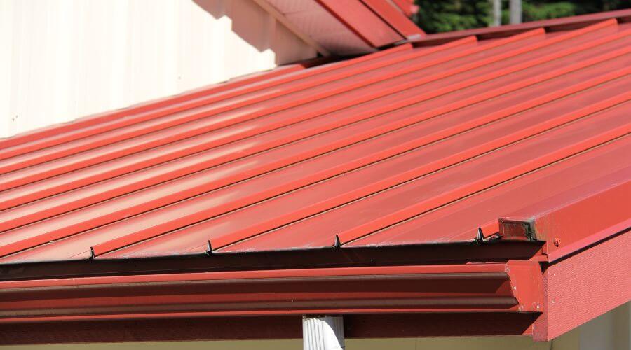 Professional metal roof installation in Uhrichsville, OH